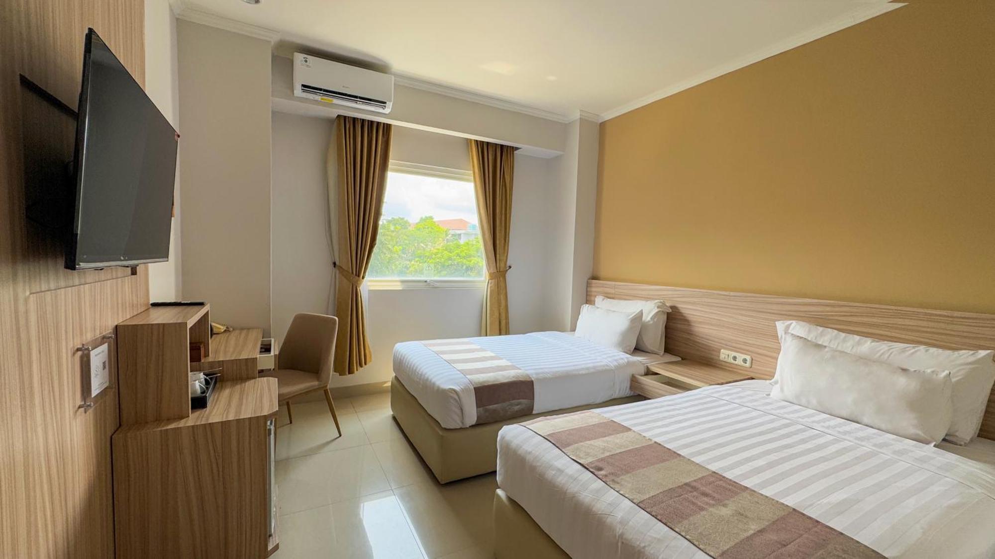 Lorin Syariah Solo Hotel Экстерьер фото